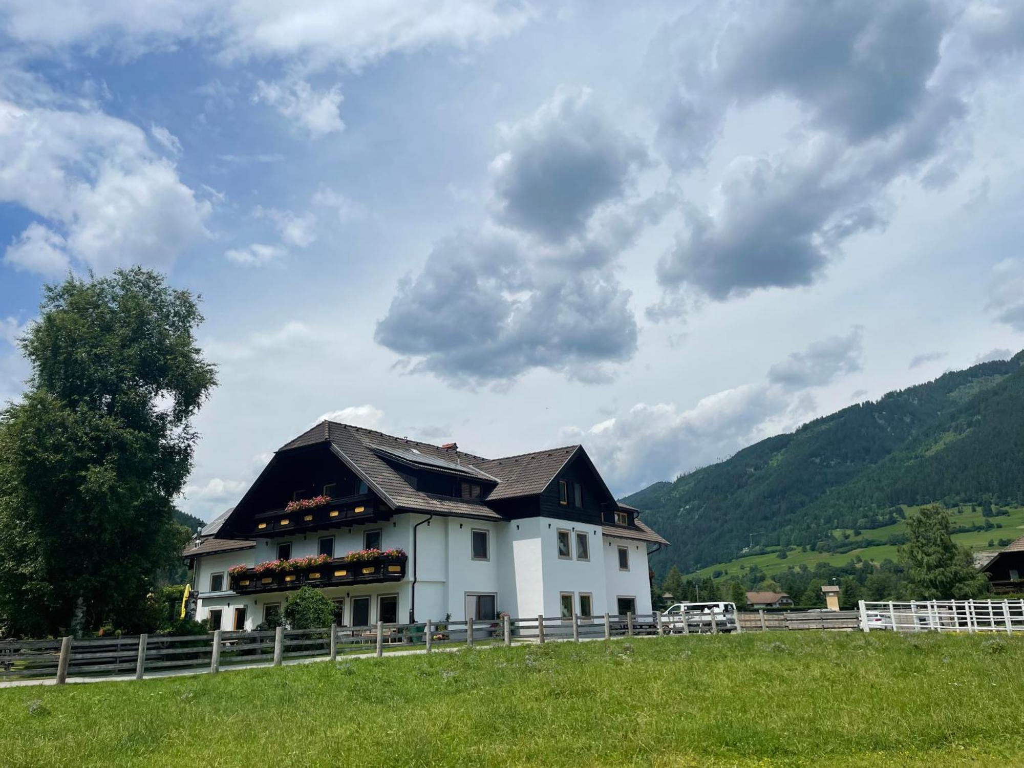 Landhaus Lungau Санкт Михаел им Лунгау Екстериор снимка
